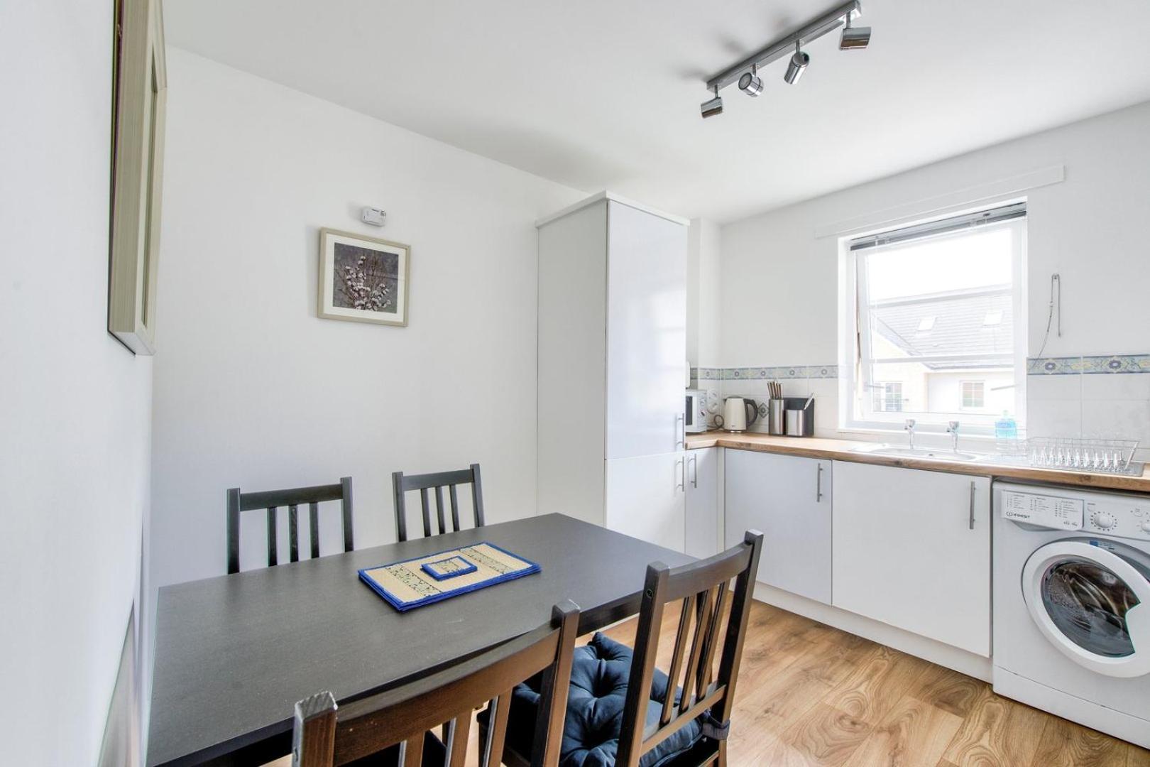 Guestready - Stylish Apt W/ Parking Near EDI Buitenkant foto
