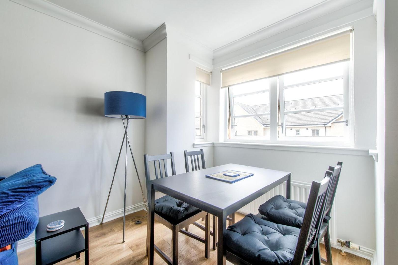 Guestready - Stylish Apt W/ Parking Near EDI Buitenkant foto